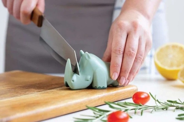 OTOTO Rhino Knife Sharpener
