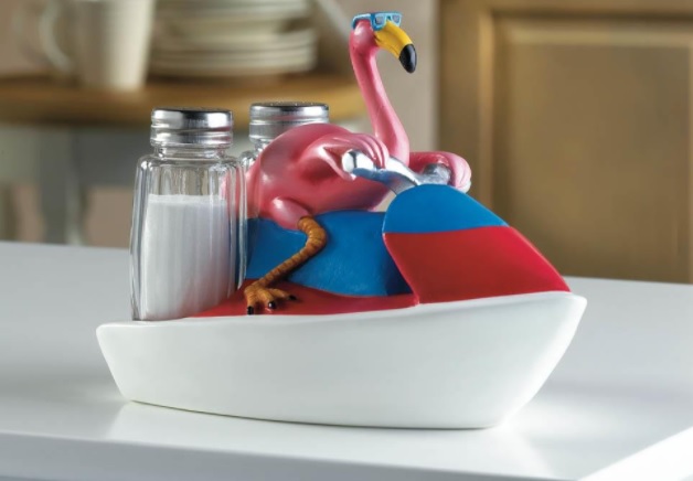 Ten Amazing Flamingo Kitchen Gadgets That are Simply Beautiful