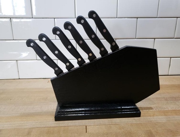 Coffin Steak Knife Block by SirWilliamWPipes