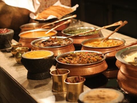 Ten Dos and Don’ts When Dining In India
