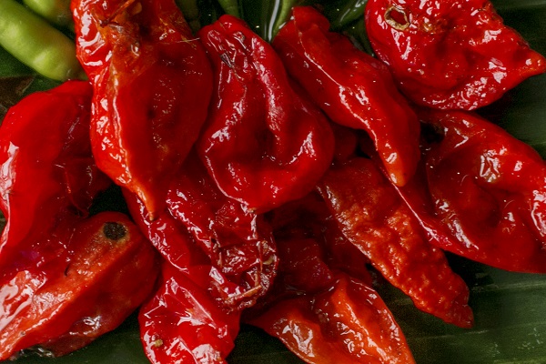 Most Ghost Pepper Chilies Eaten In A Minute
