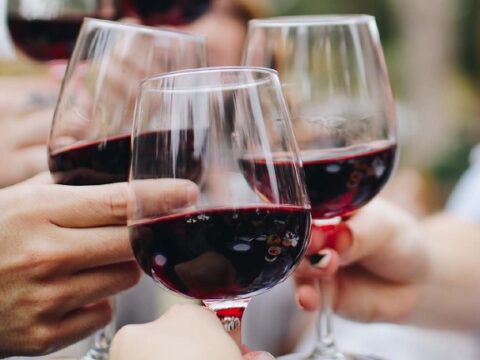 Ten Health Benefits Of Drinking Wine Every Day