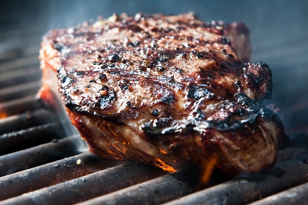 Ten Things You Really Shouldn’t Do When Cooking Meat