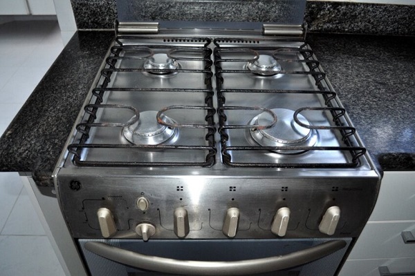 Ten Ways To Keep Your Gas Cooker Clean and Maintained