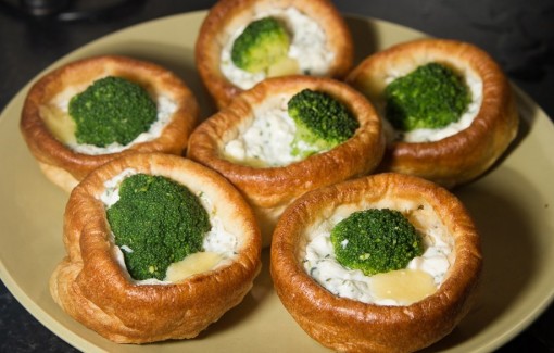 Yorkshire Puddings Stuffed With Broccoli, Cheddar & Cottage Cheese