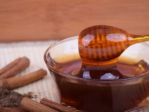 Ten Amazing Health Benefits of the Magic Mixture of Honey and Cinnamon