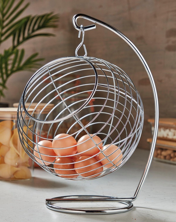 Hanging Egg Chair By Studio