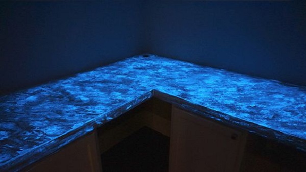 Glow-in-the-dark Aggregate Kitchen Countertop